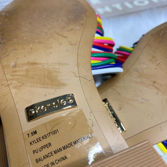 Kensie rainbow Kylee slide on sandals 7.5 ๐ - Picture 7 of 8